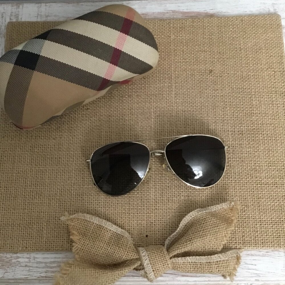 Burberry Light Gold-Tone Classic Aviator with Case